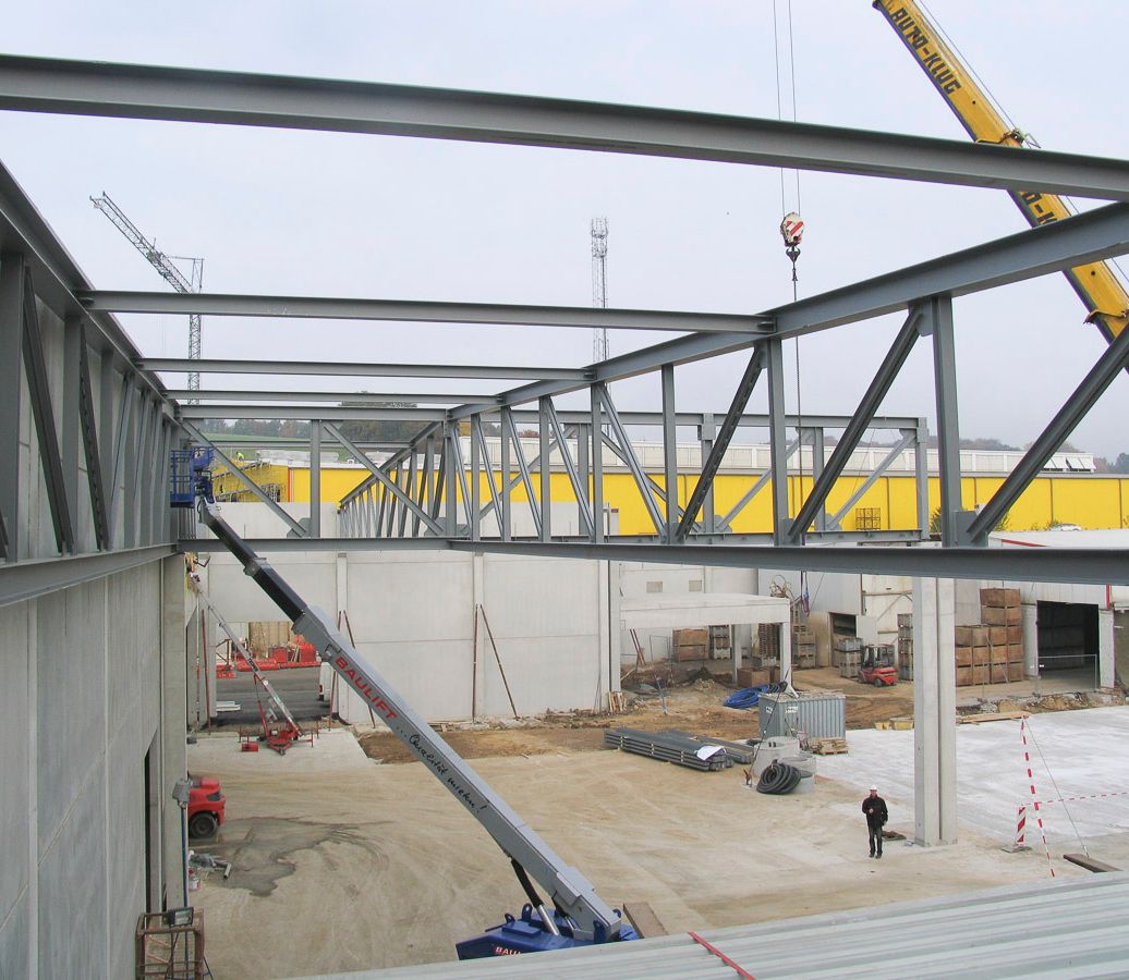 Referenzen im Hallenbau von SBK Stahlbau Kunze in Zwickau